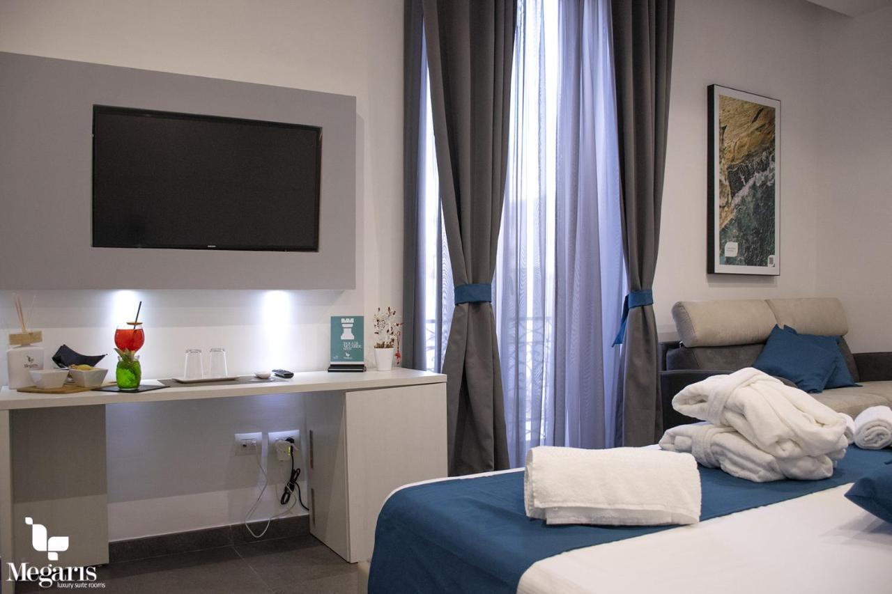 Megaris Luxury Suite Rooms Naples Exterior photo